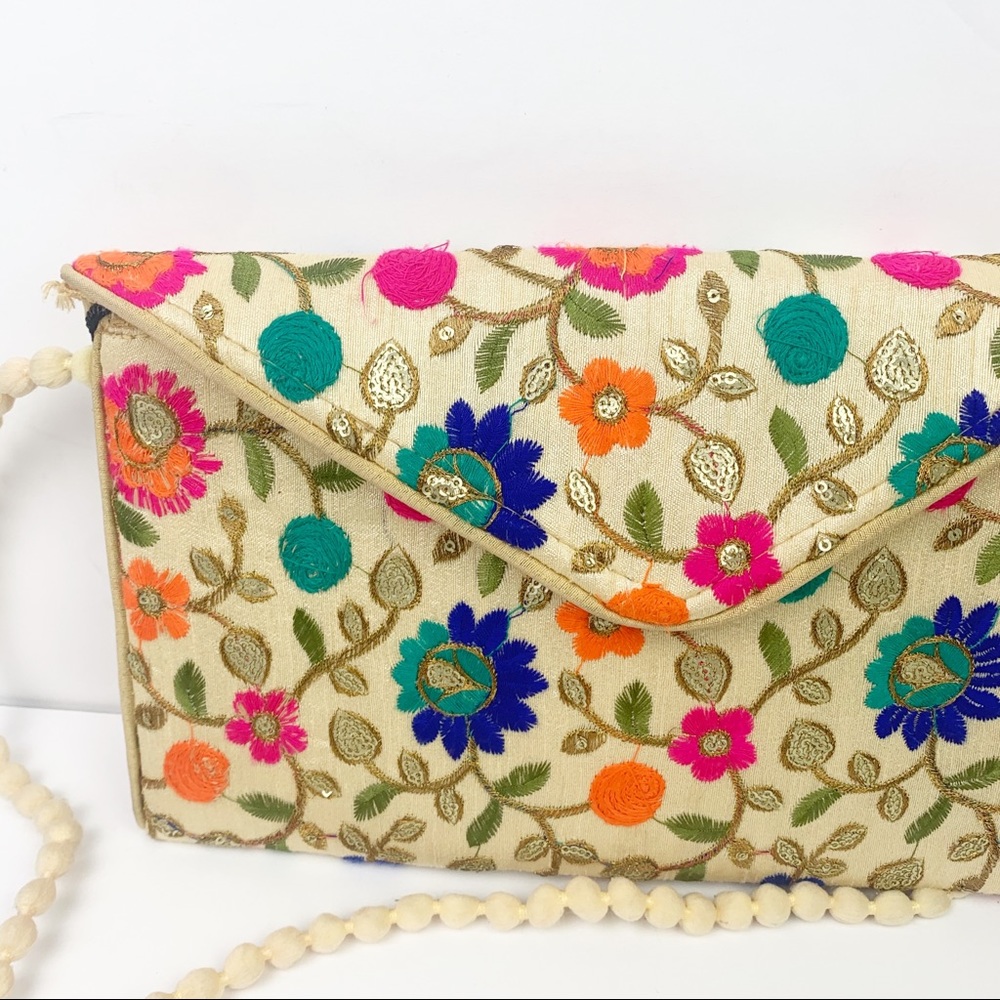 BOHO Embellished Embroidered Crossbody Clutch - Picture 2 of 7